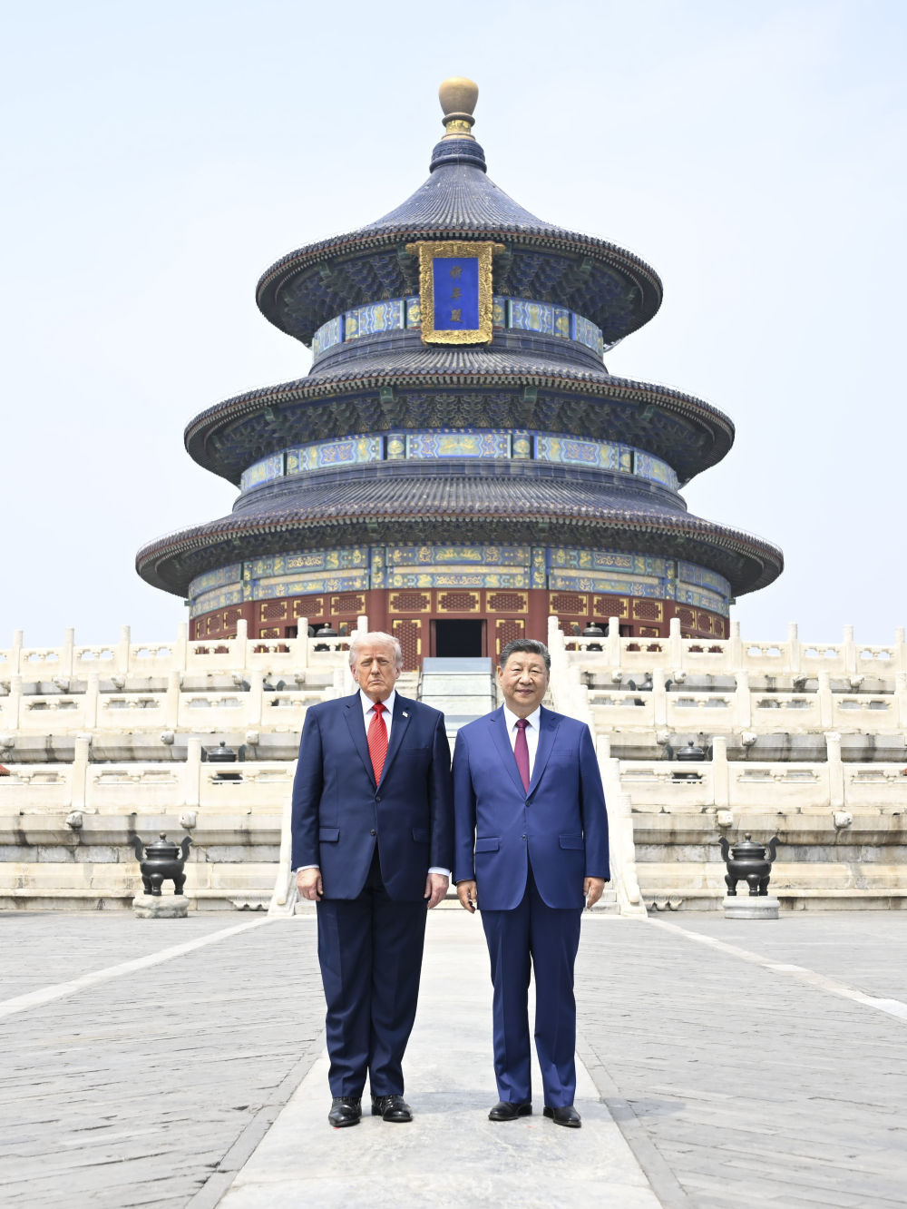 新华图讯｜习近平同美国总统特朗普参观天坛