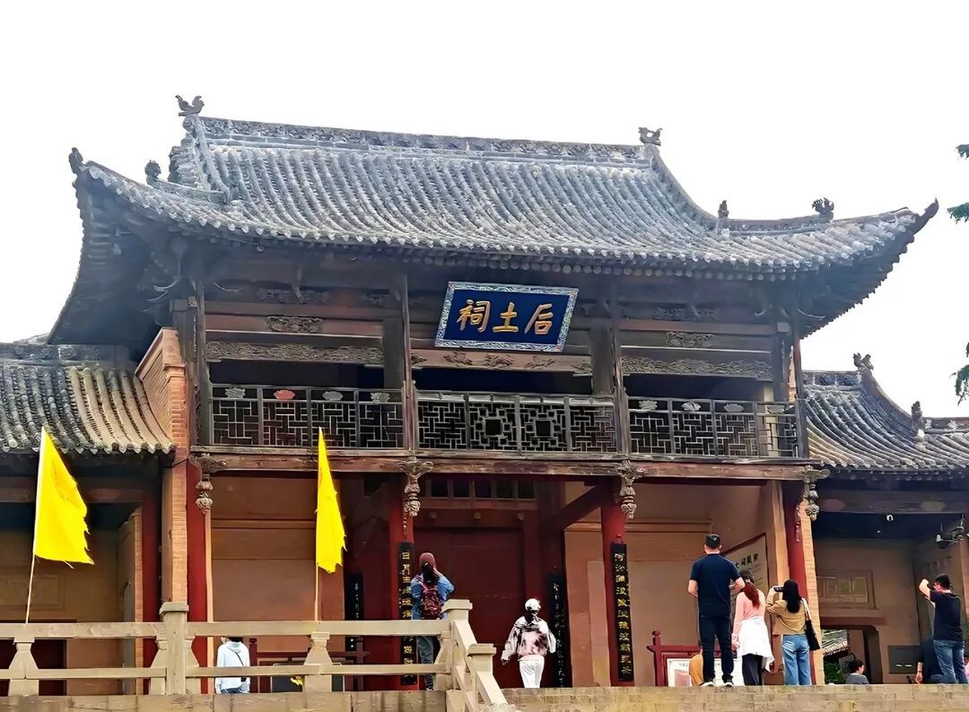 万荣后土祠“品”字戏台 图源:山西文物局