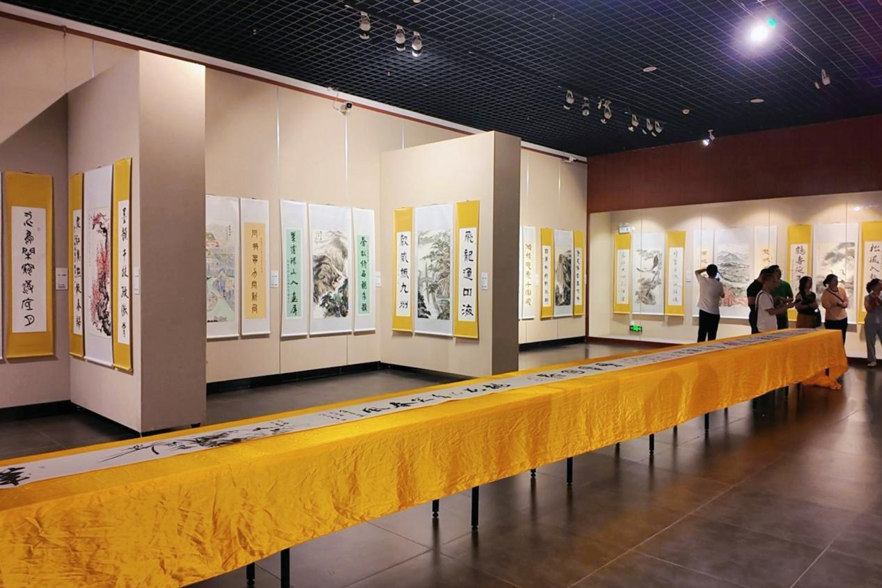 图为：联展现场