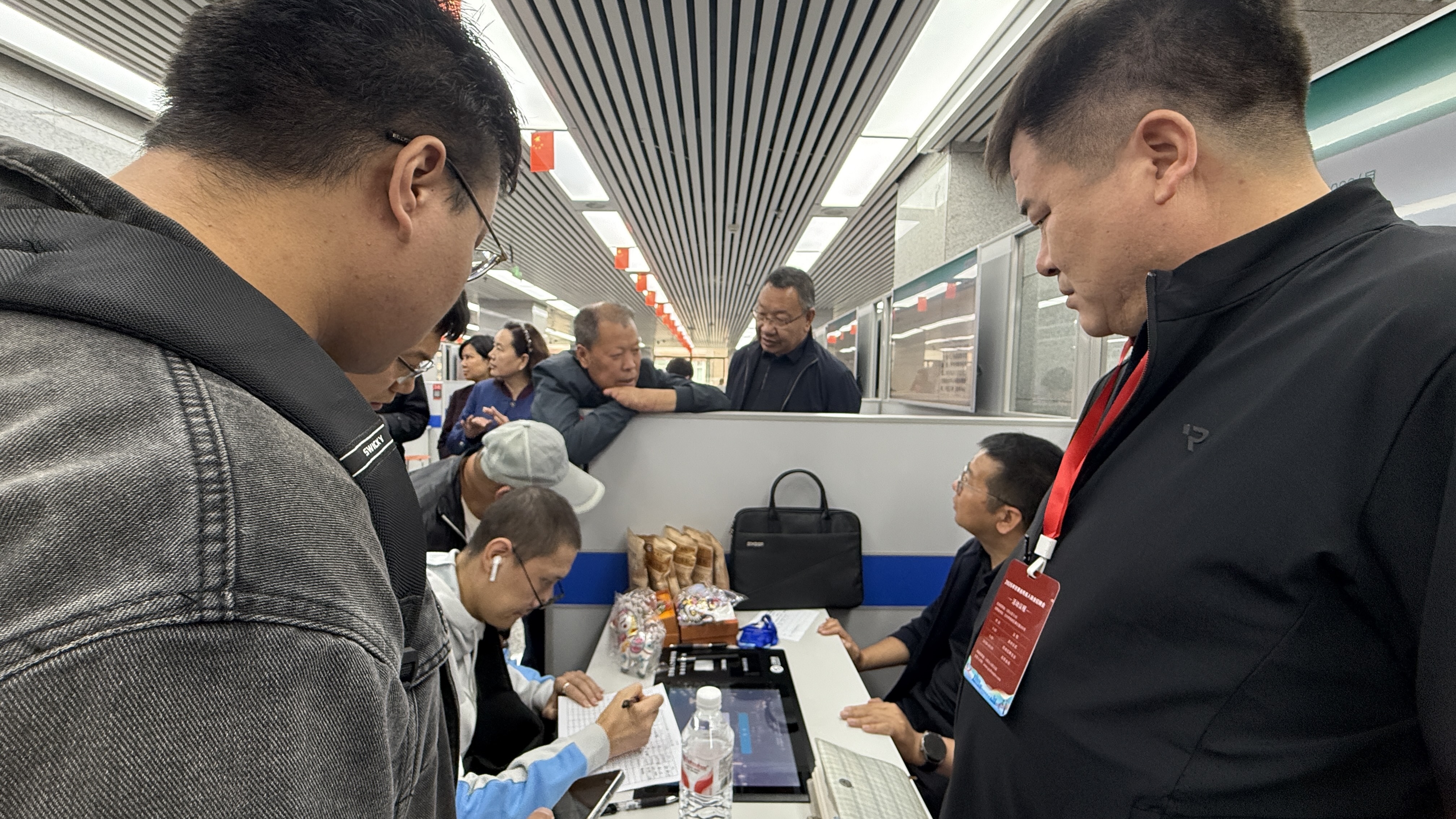 求职者与用人单位交流沟通