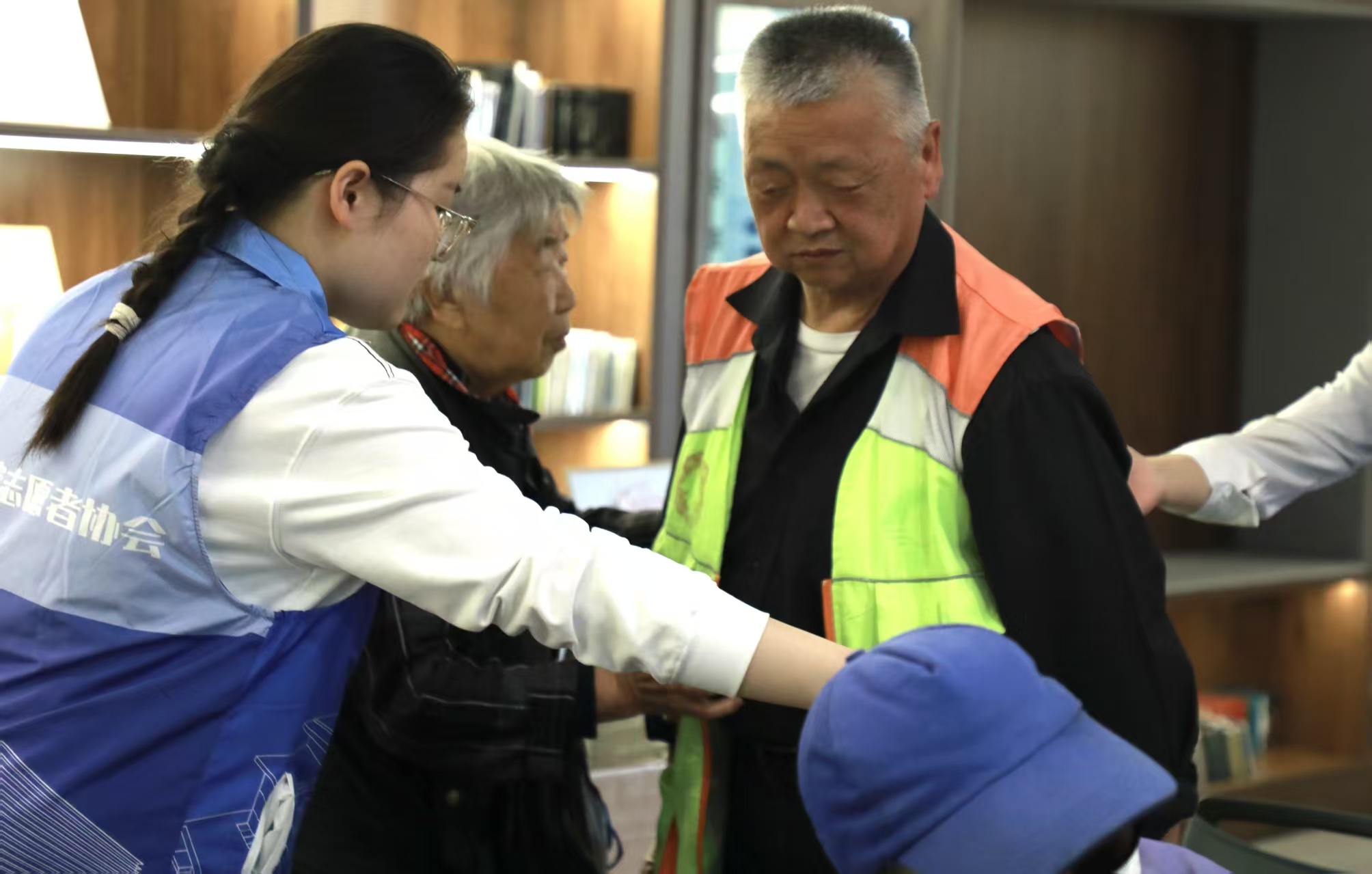 在苏州,志愿微光点亮满城书香