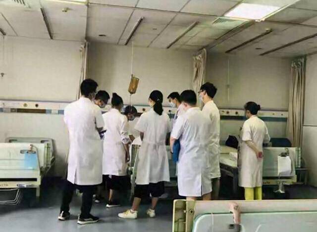 入院本事变短了？不是病院赶你走万博manbext体育官网app娱乐，是医保变了