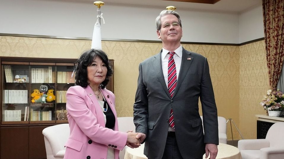 专家谈美财长访日：目的是压榨日本油水，且一定不会空手而归