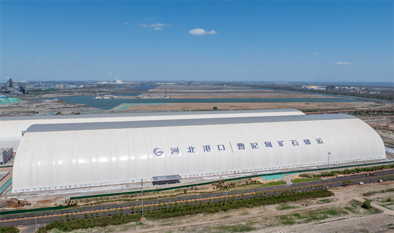 5月12日拍摄的唐山曹妃甸矿石储运基地项目。