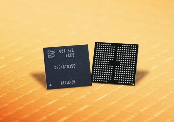 价格暴涨300%!三星、美光产能转向AI 引发MLC存储市场恐慌性囤货