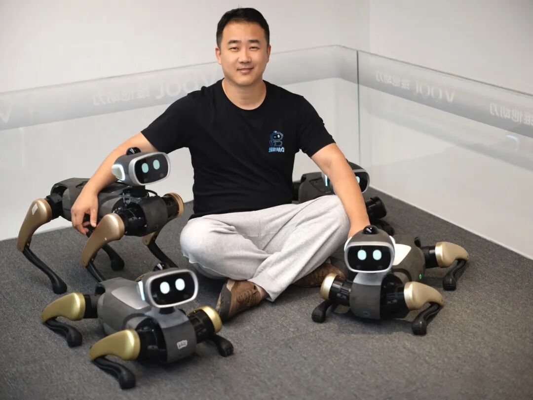 5亿融资背后，和余轶南、赵哲伦谈真正的机器人进家 | 浪潮对话