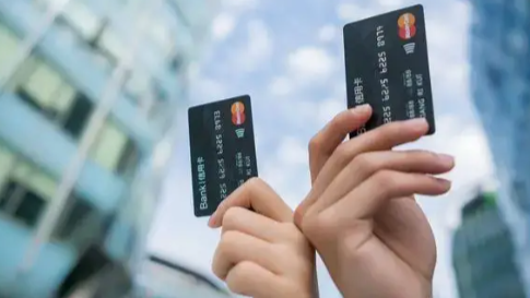 关停App,一批银行已行动_凤凰网