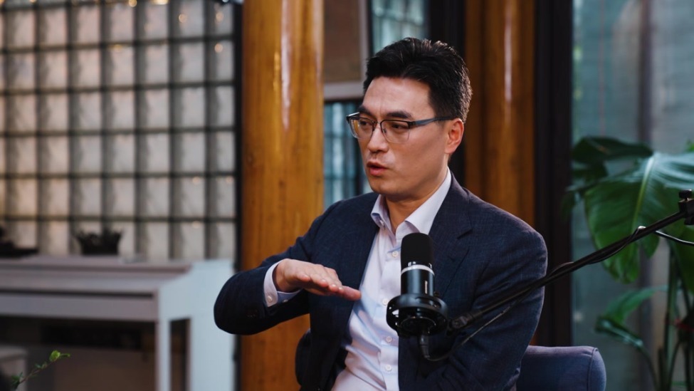轻舟CEO于骞：下一代智驾系统将会“读心”，知道你开车走没走神
