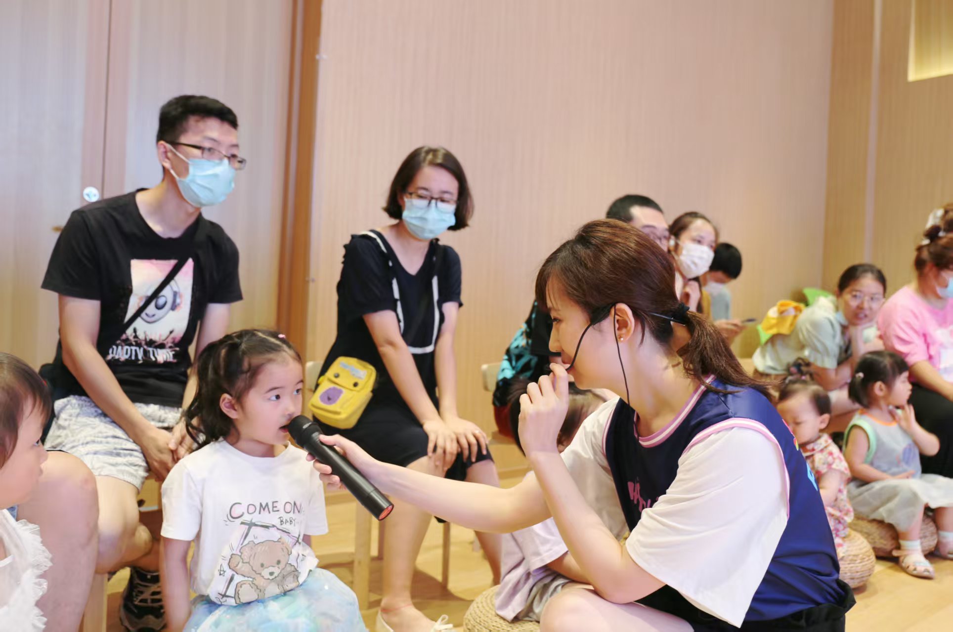 在苏州,志愿微光点亮满城书香