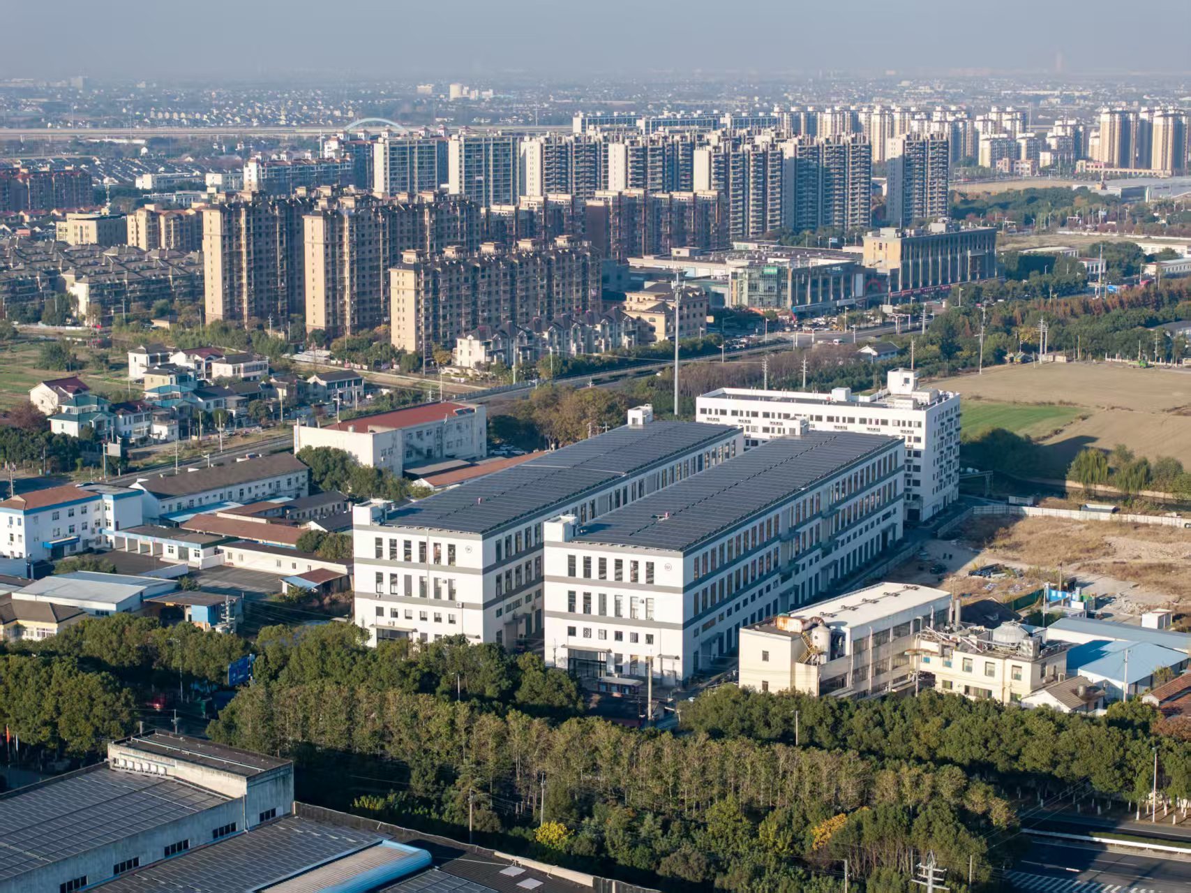 常熟支塘镇：7万人的小镇，为何能定义全球无纺布？