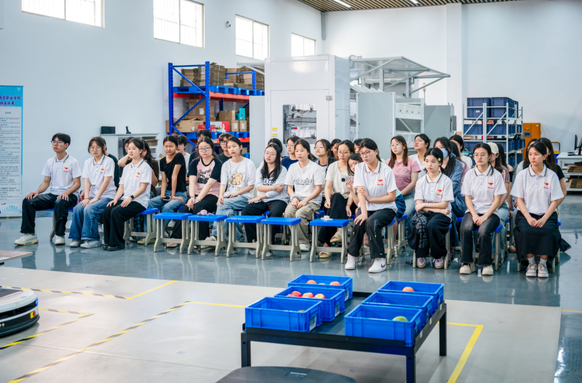 江西旅游商贸职业学院举办2026年校园开放日活动