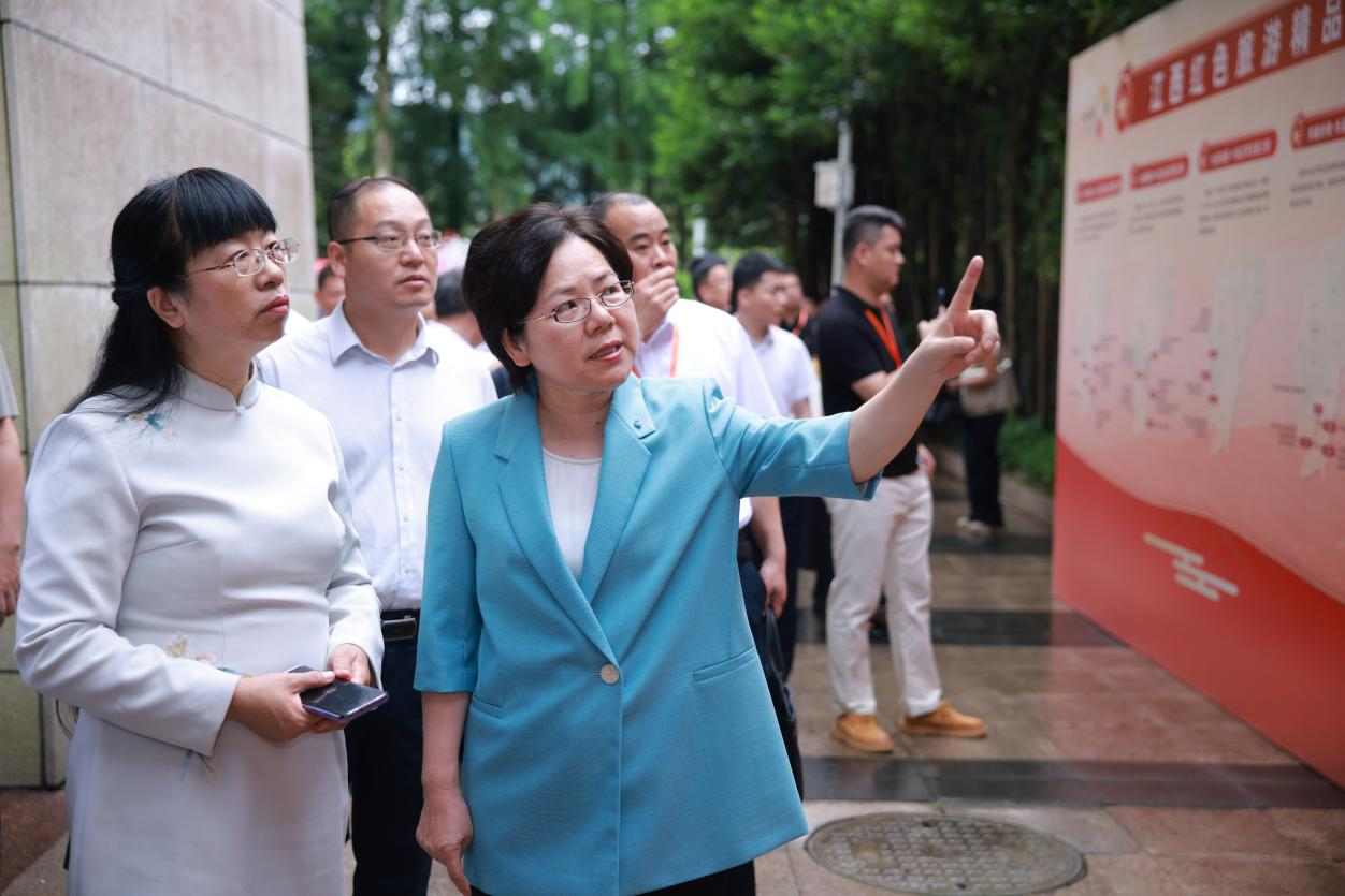2026中国红色旅游推广联盟年会暨“追风江西”红色旅游展示推广活动在江西井冈山举办