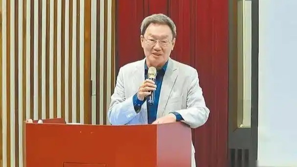 特朗普表态“不希望台湾走向独立”，苏起：一棒子打死“台独”