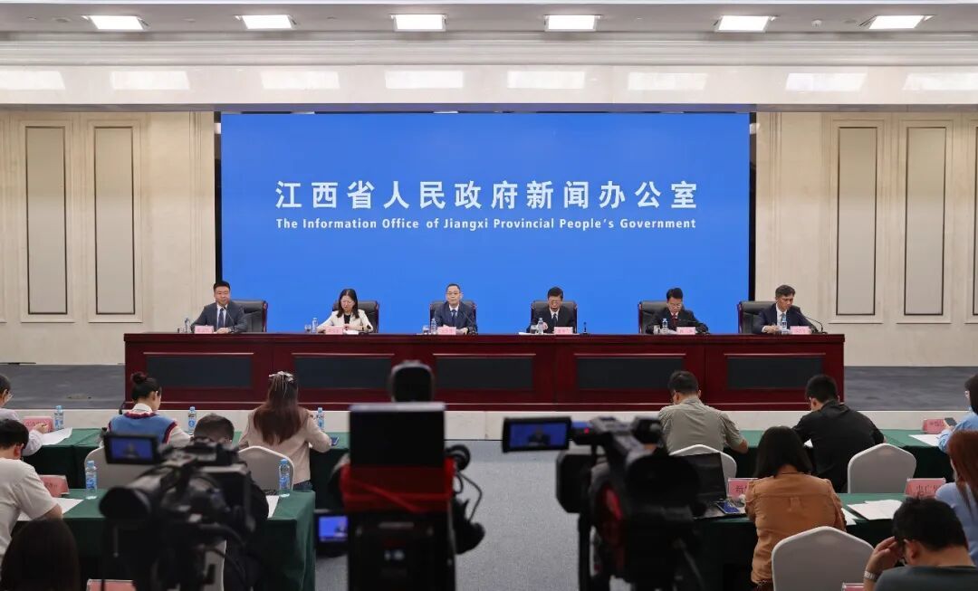 新闻发布会的现场