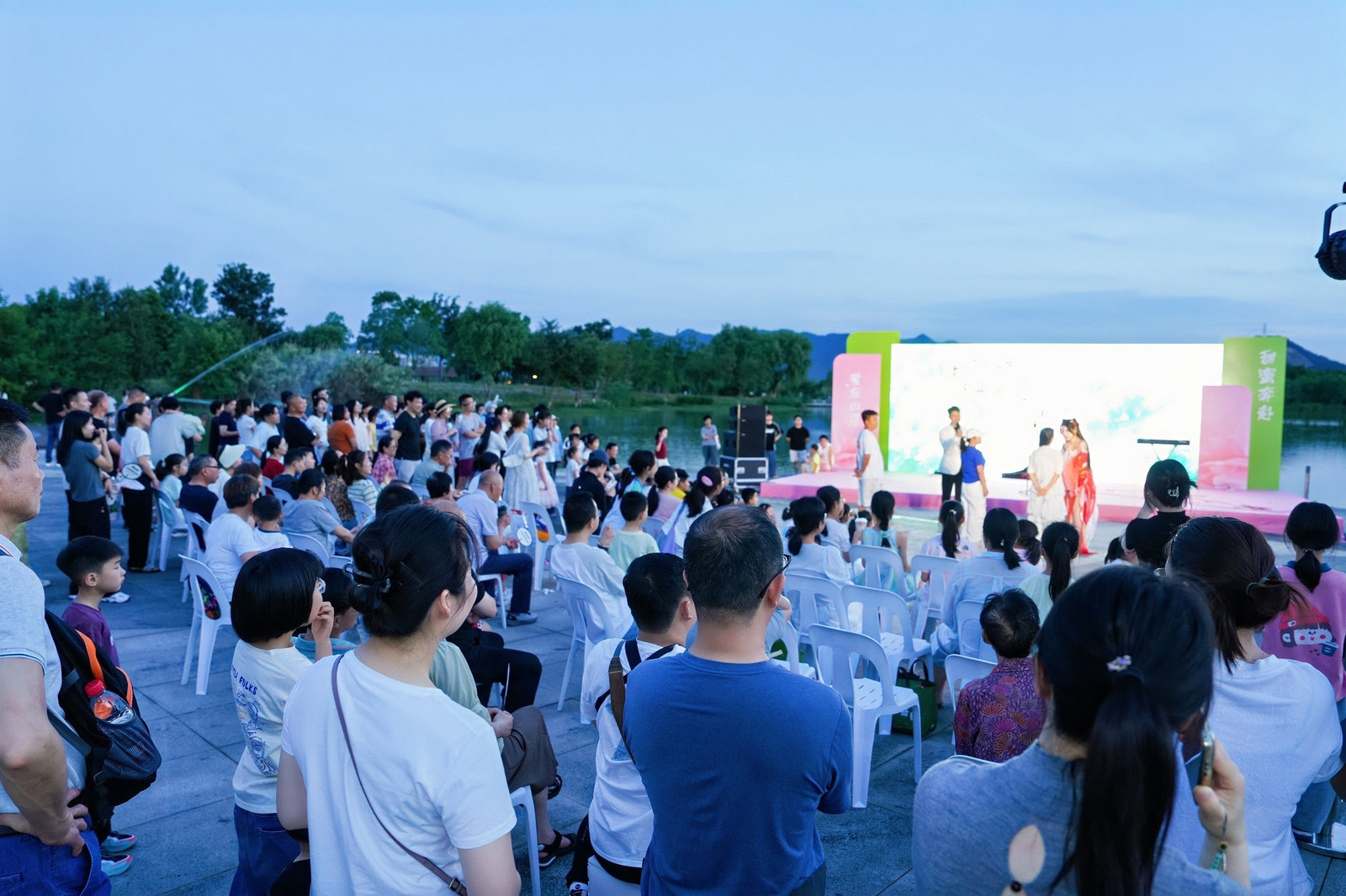 富阳“太甜了”!千年湿地解锁城市浪漫新地标