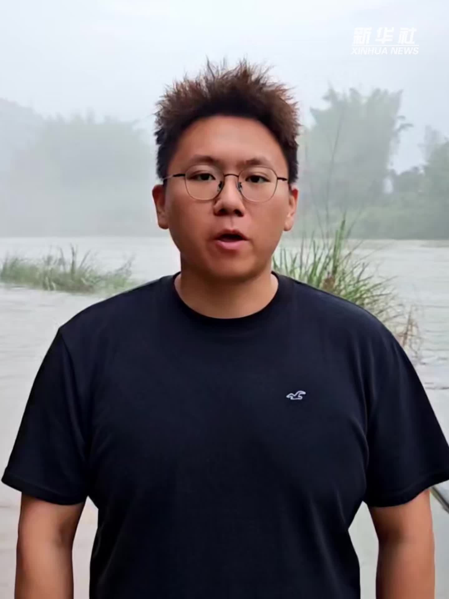 广西环江县皮卡车坠河事件已致1人遇难 仍有9人失联