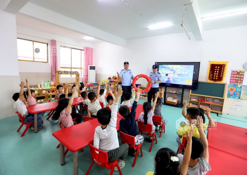 江西分宜:防溺水安全知识进幼儿园(图)