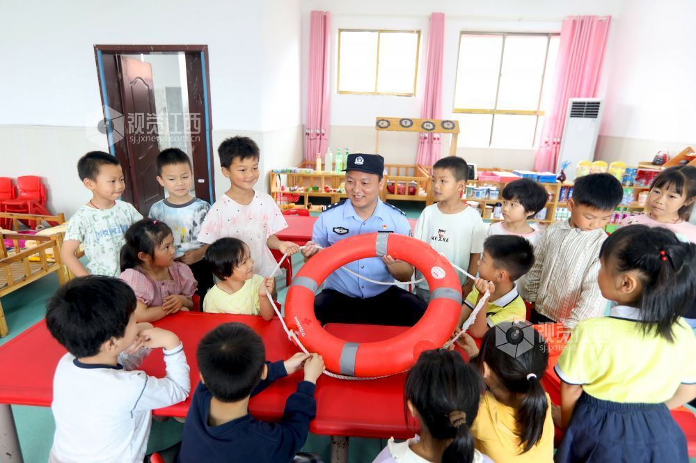 江西分宜:防溺水安全知识进幼儿园(图)