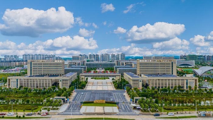 赣州职业技术学院全景。