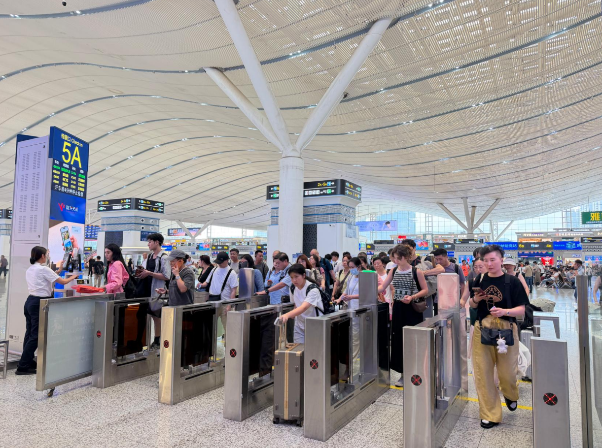 广深城际、广深港高铁、广湛高铁 上新“计次票”“定期票”