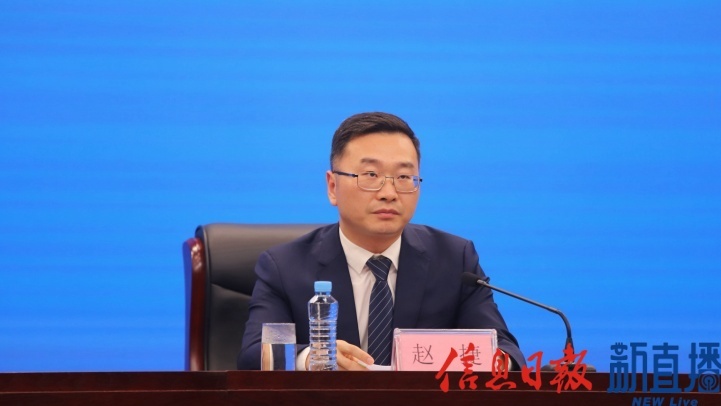 南昌市委常委、市政府常务副市长赵捷