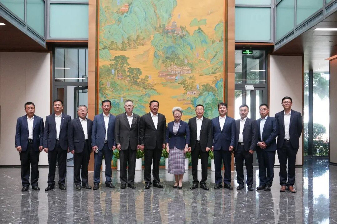 戴和根与中国驻迪拜总领事欧渤芊举行会谈凤凰网中东_凤凰网