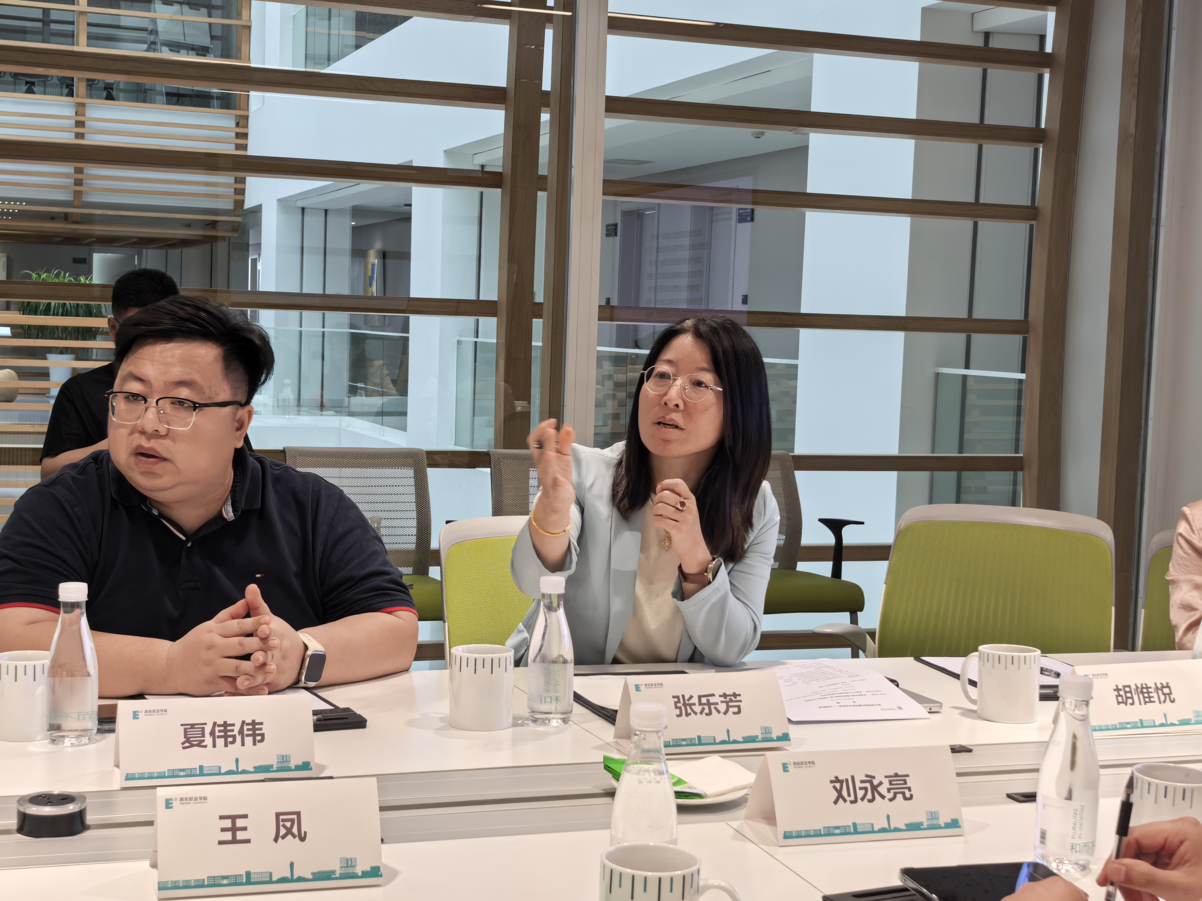 六家企业走进西安欧亚学院 共话校企合作新路径