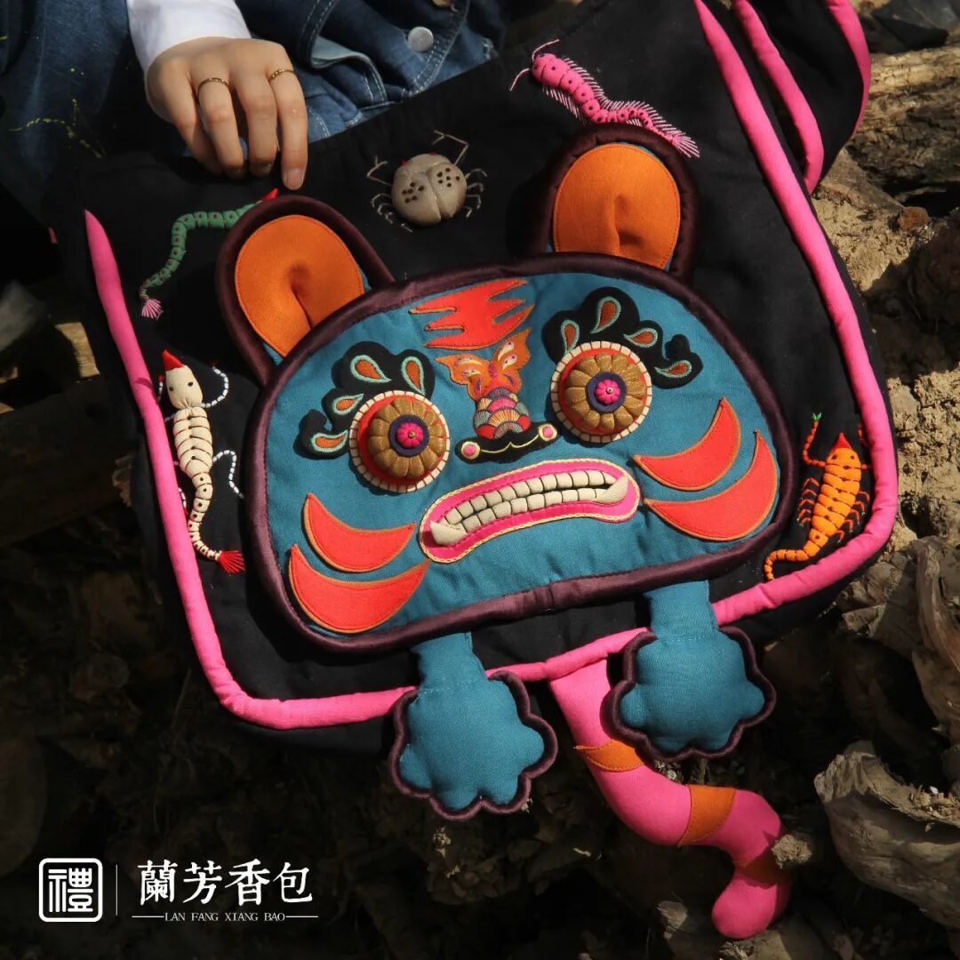 图源：兰芳香包