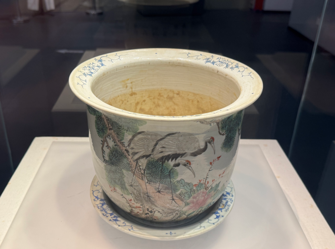 周恩来总理1958年送给印尼归侨关崇涧的花盆