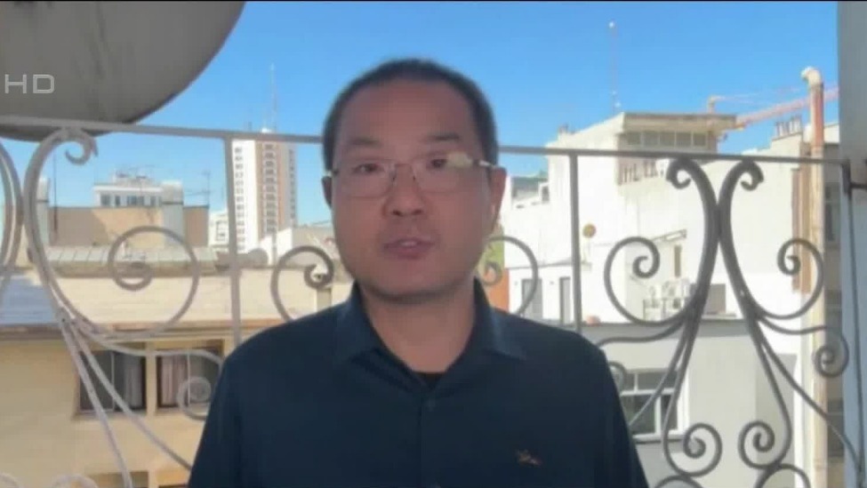 伊朗展开密集外交接触，革命卫队严阵以待