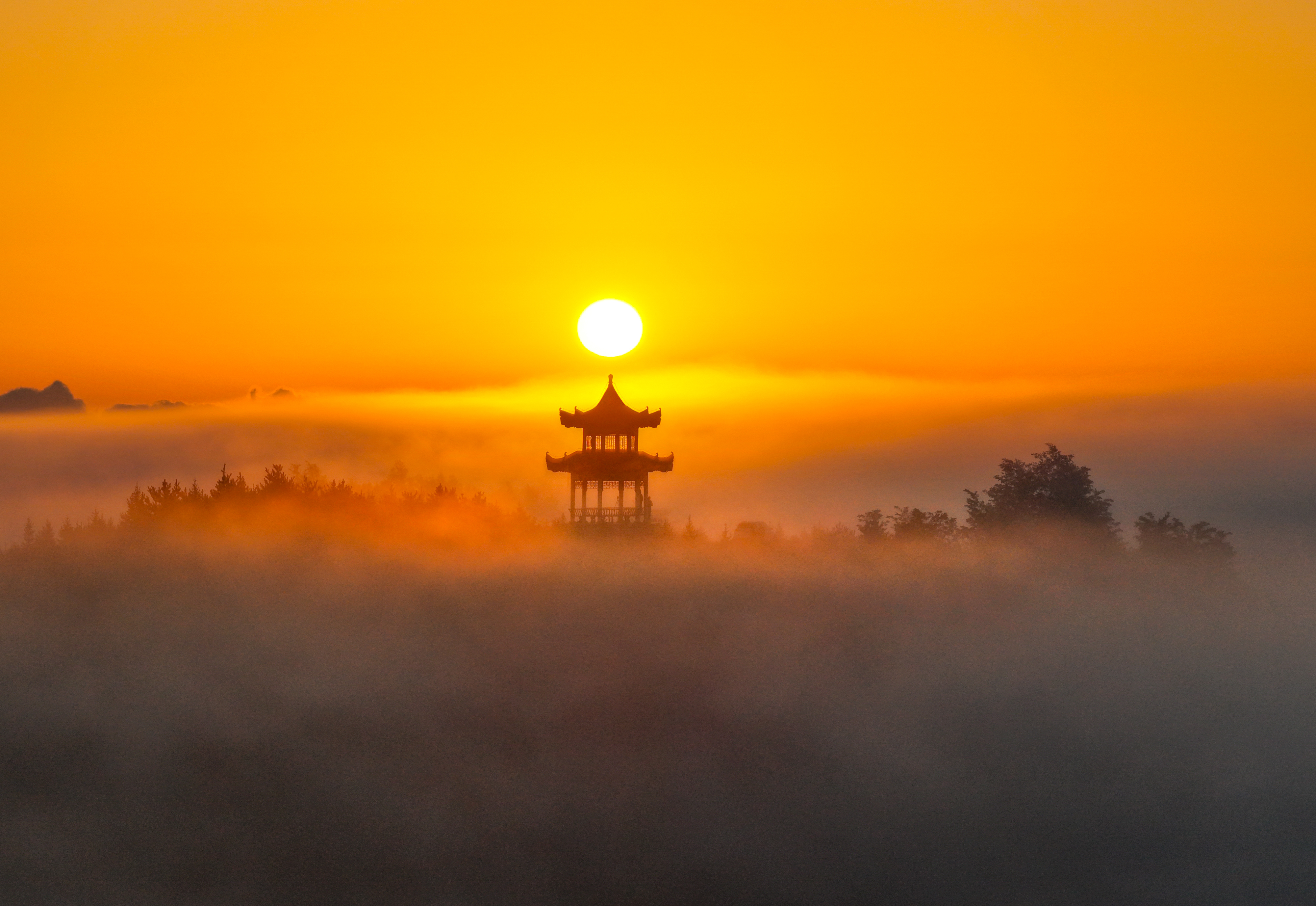 雷神山风光　赵永志　摄