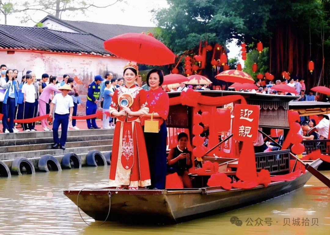 水上婚嫁丨兰舟共渡两人缘,渔歌相酬满江欢
