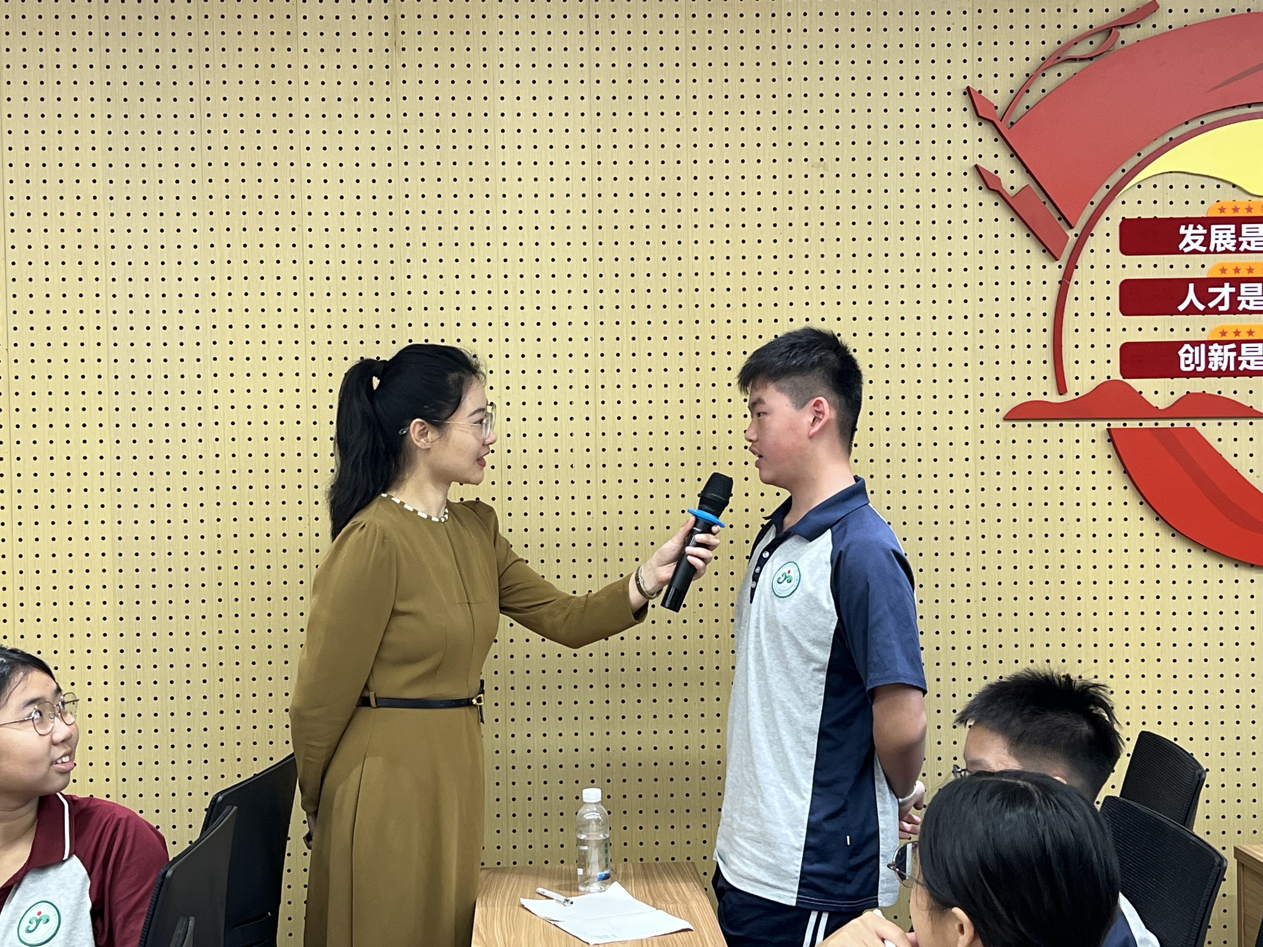 图为：课堂互动环节