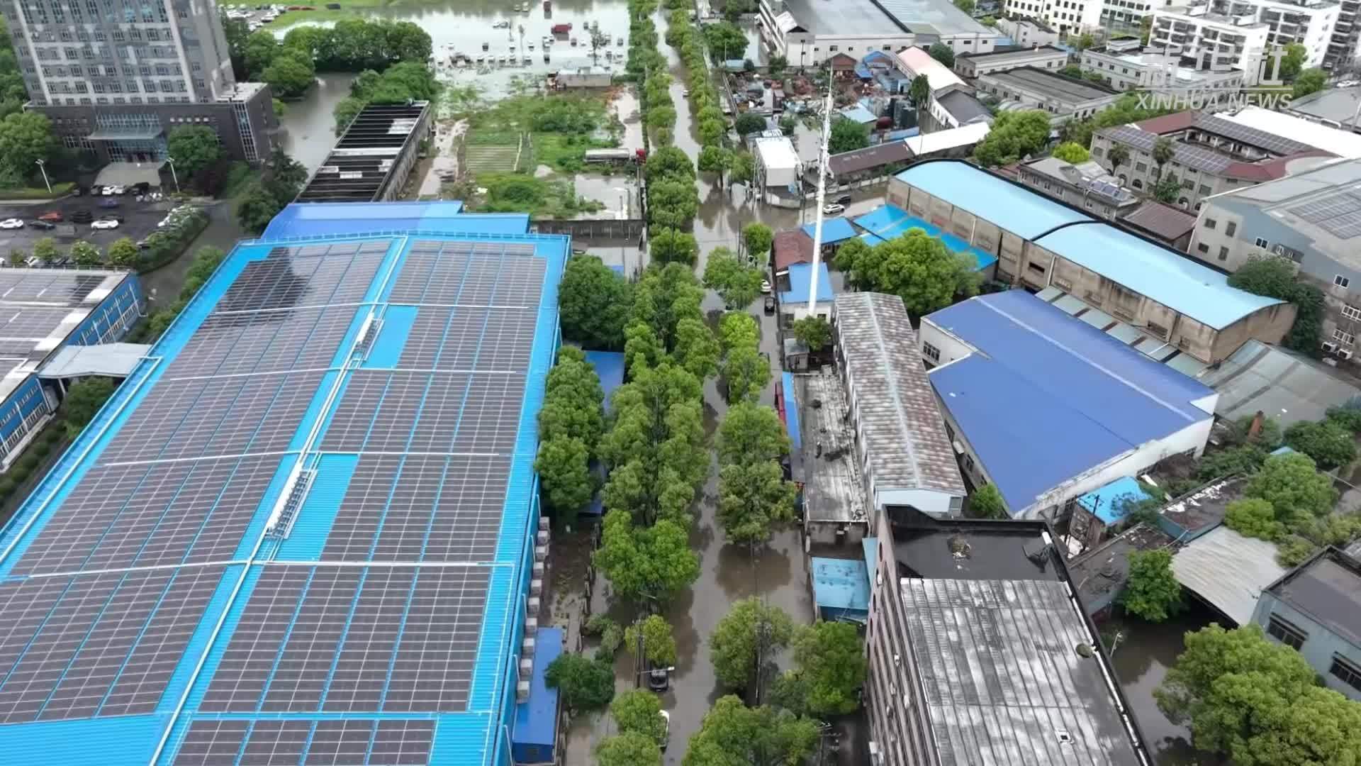 暴雨突袭湖北多地 各方力量紧急转移安置受灾群众