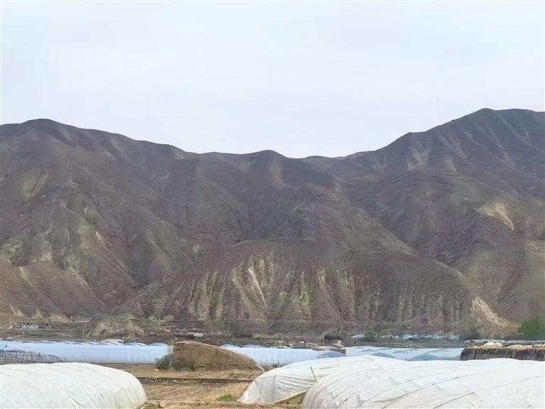 榆中青城的卧牛山