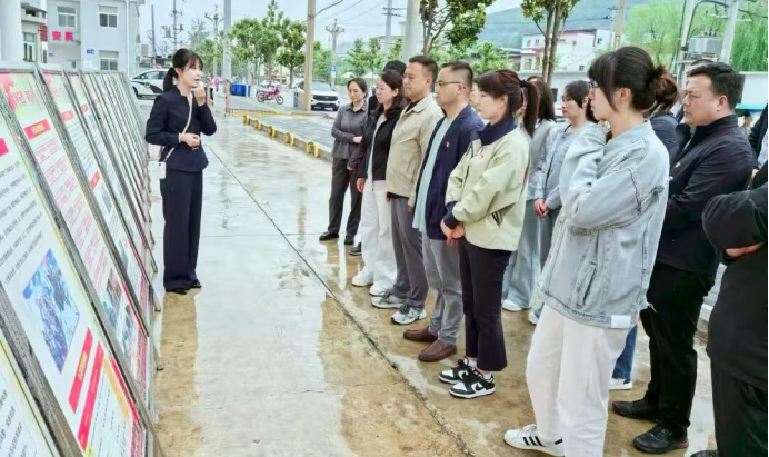 成县红二方面军纪念馆开展国际博物馆日系列活动