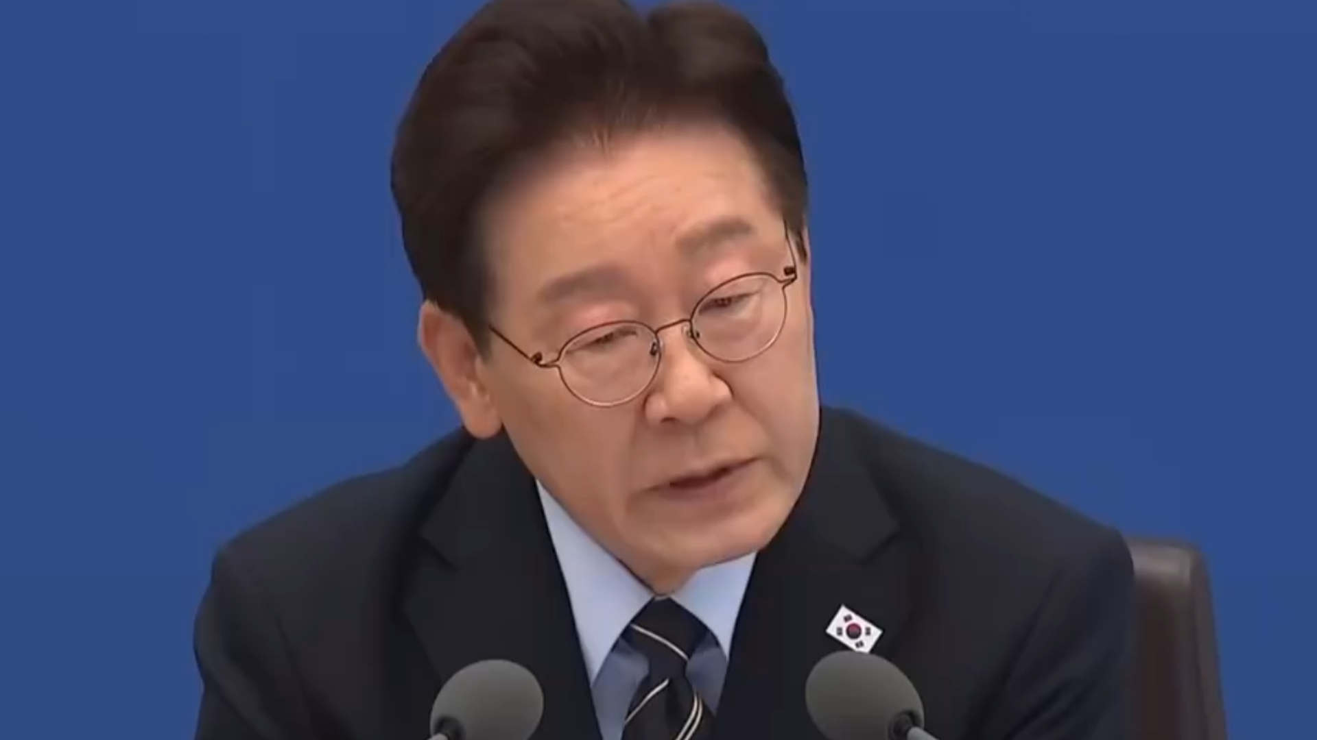 三星电子工会称将启动全面罢工，李在明批评：争取自身利益是好事，但也应该有适当界限