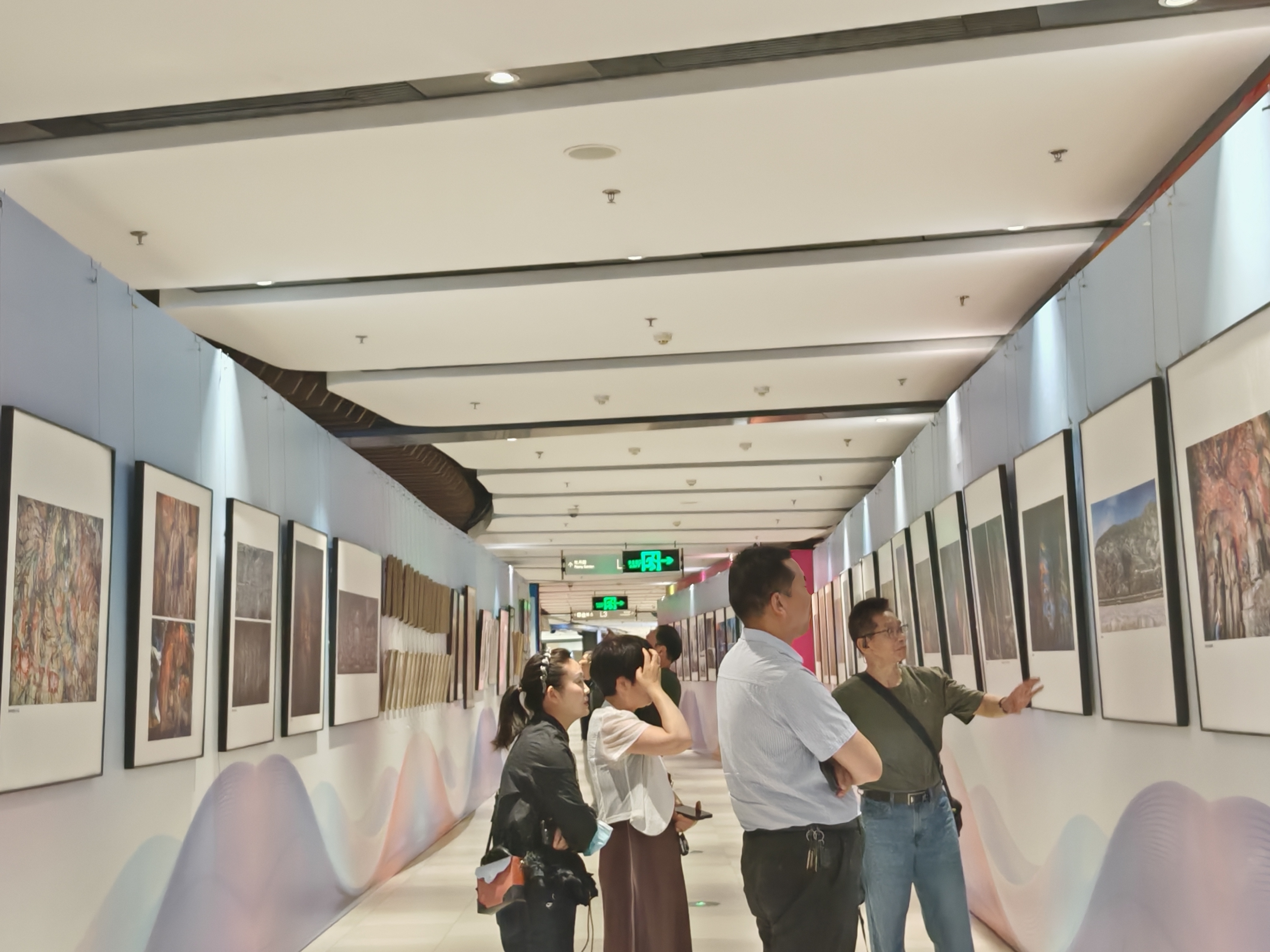 千年石窟入商圈，文明无界润日常——龙门石窟特展惊艳启幕