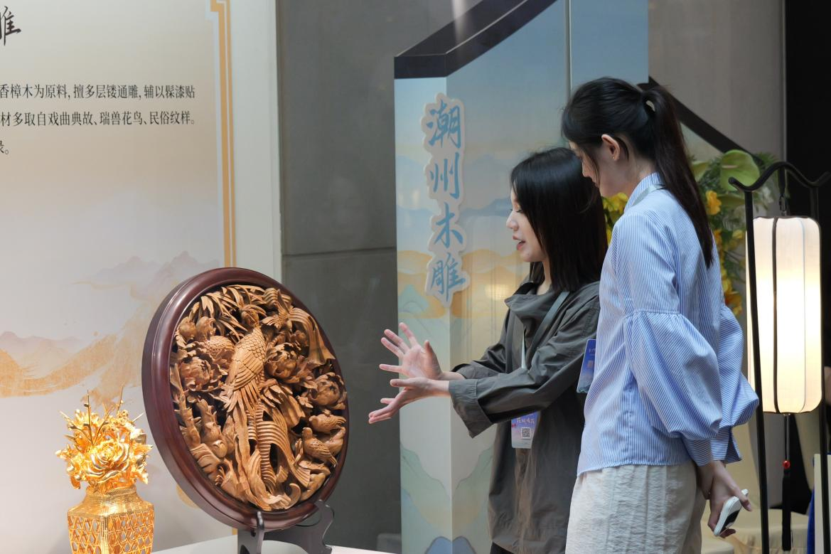 图:5·19中国旅游日非遗主题展现场