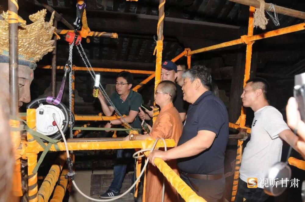 于宗仁在四川新津观音寺开展大型彩塑稳定性勘察方案技术交流