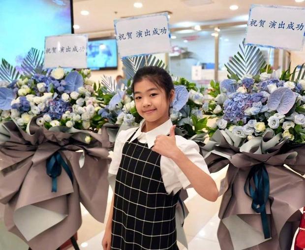 醒醒继承了爸爸汪峰的音乐天赋，也继承了妈妈章子怡的美貌，是个集才华与颜值于一身的可爱小姑娘。