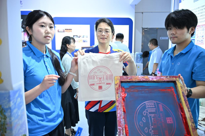 江西传媒职业学院携特色成果亮相第64届高等教育博览会