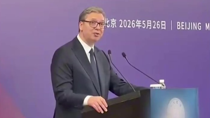 武契奇寄语中国学生：努力就有光明未来，很遗憾自己没能学几句中文