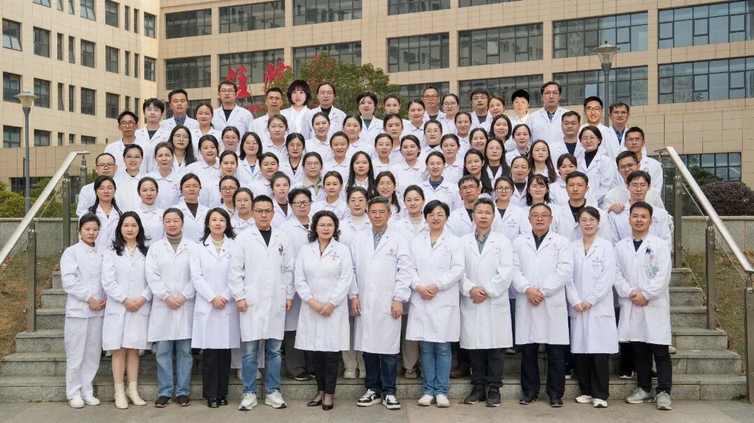 辅助生殖中心合照(最新).jpg