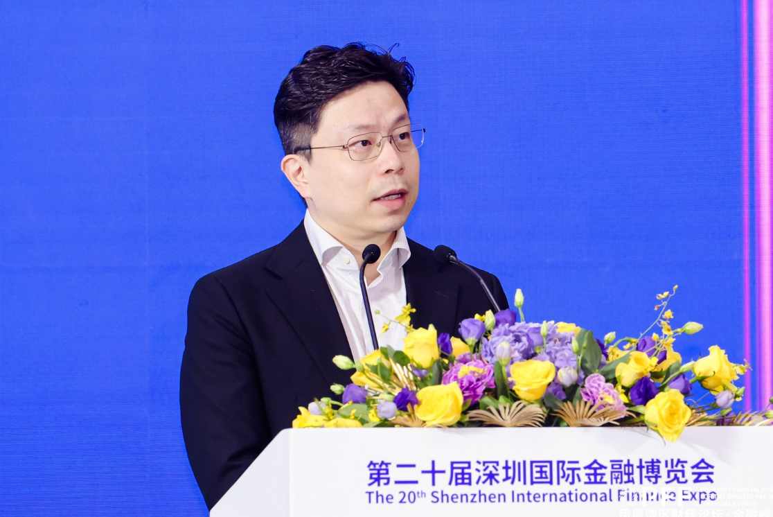 香港科技大学讲席教授、冯诺依曼研究院院长，思谋科技董事长贾佳亚