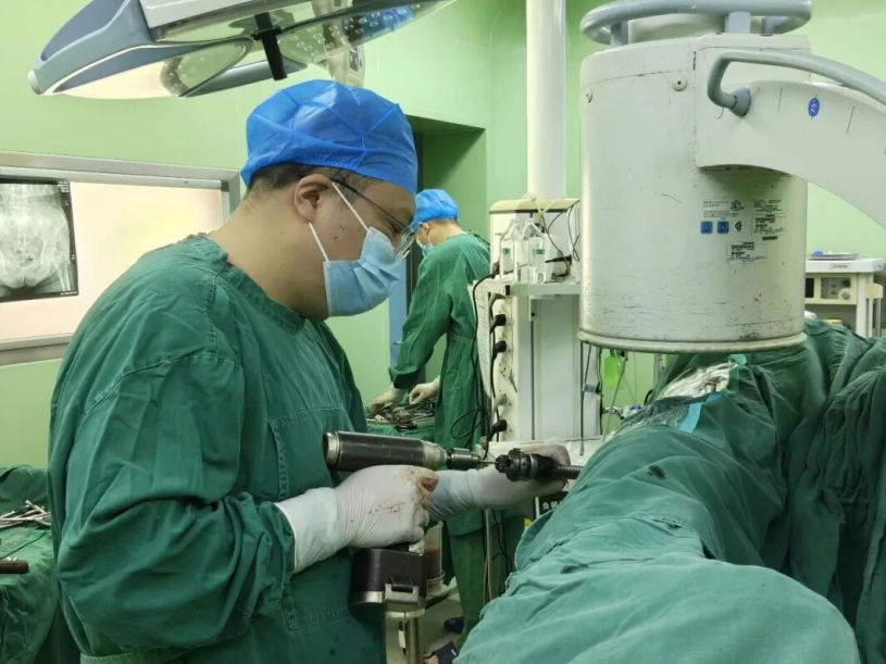 宁晋县医院骨二科成功救治百岁骨折老人