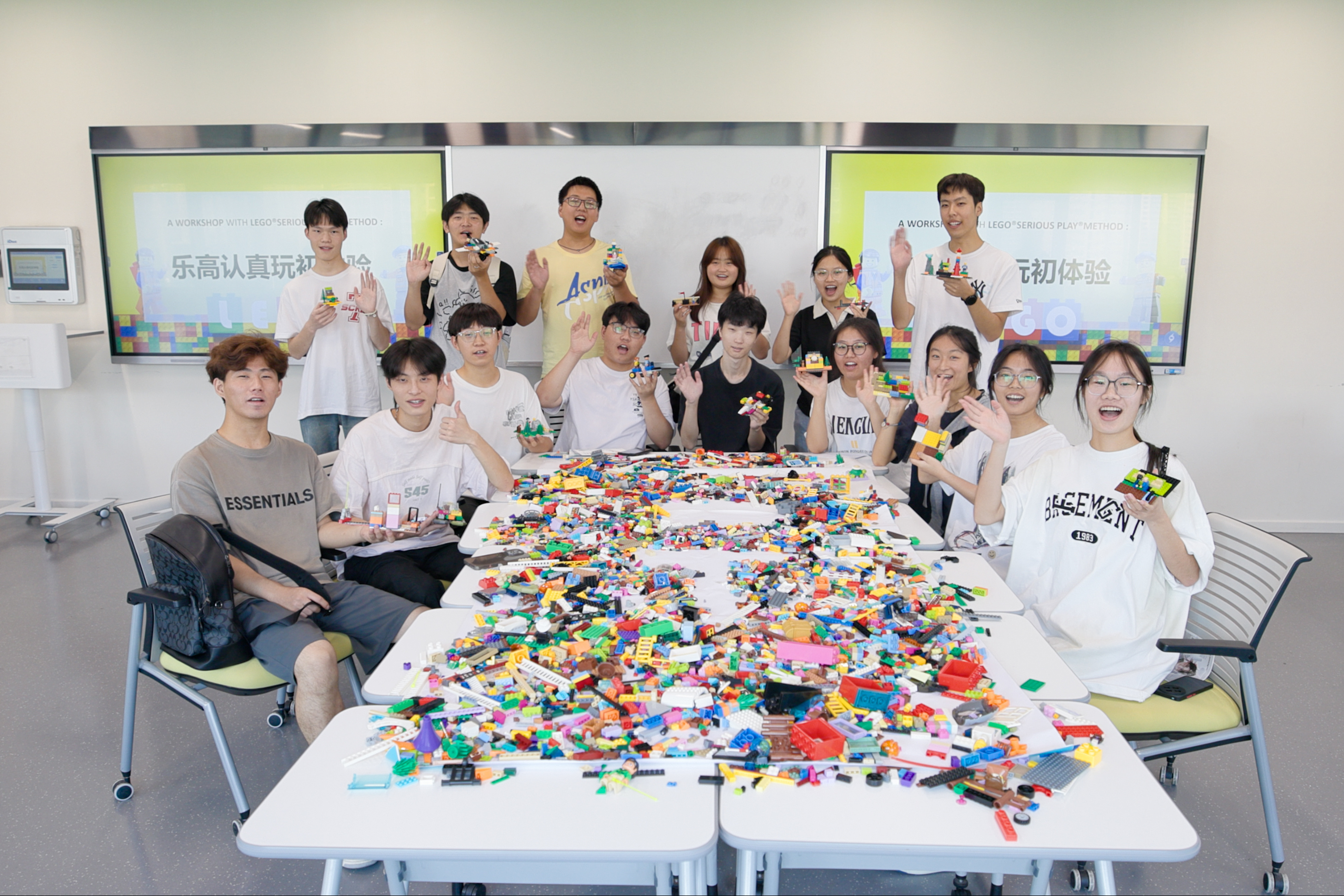 2024年9月,西安欧亚学院新生体验营