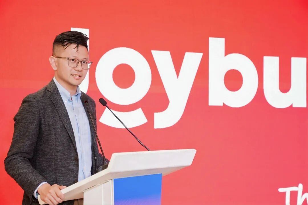 2-京东Joybuy采销总监Jerry陈宣介平台.jpg