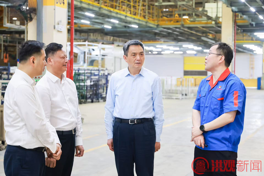 南昌市委书记李红军在江铃控股调研