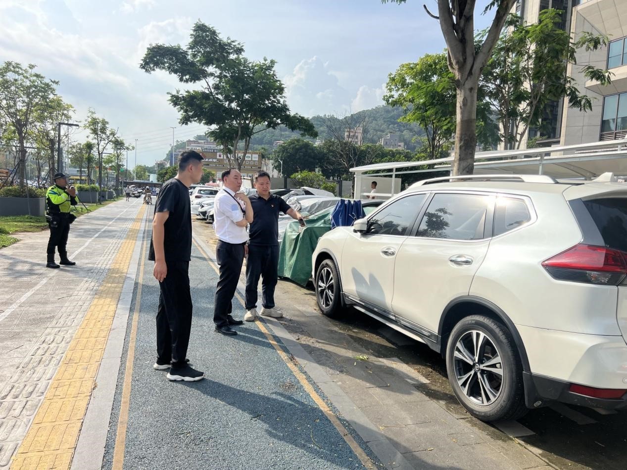 疏通出行“堵心路” 擦亮民生“微窗口”——凤凰岗社区解锁地铁口治理新模式